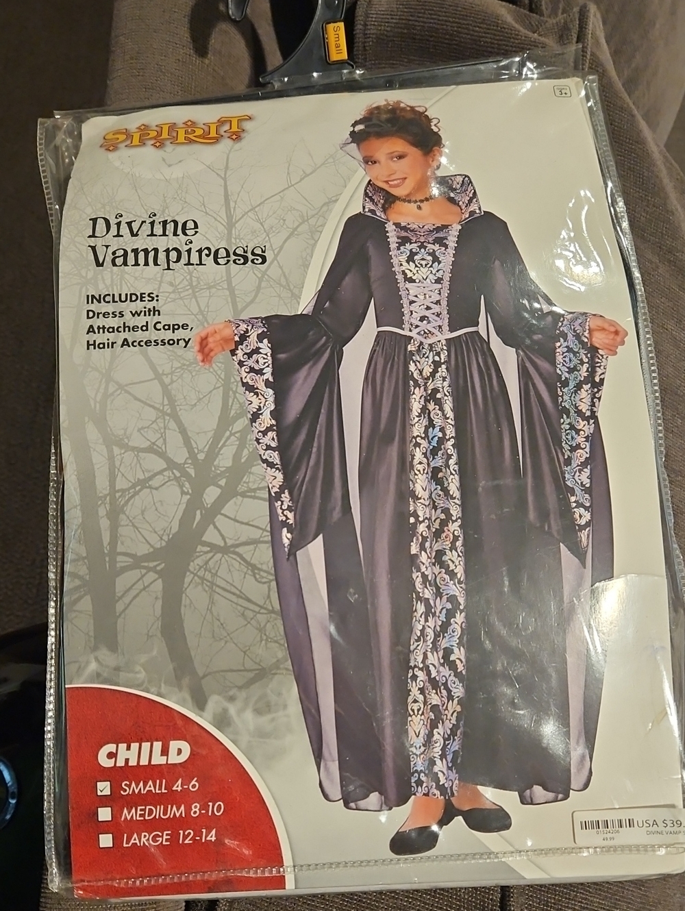 Vampiress Child's Halloween Costume